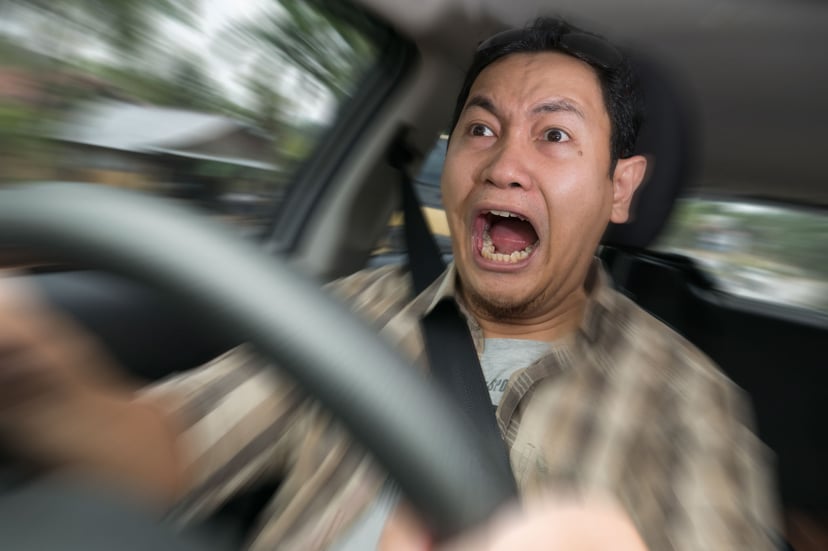 Drivers Driving Alone 6 Emergency Situations You Must Know How To Handle Img1 Header