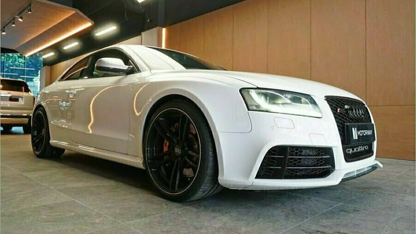 10 sporty cars which cost about $100k each, photo 11