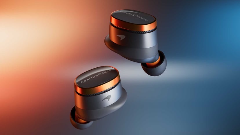 B&W Pi8 McLaren Edition earbuds will keep your British V8 symphony on the redline, photo 2