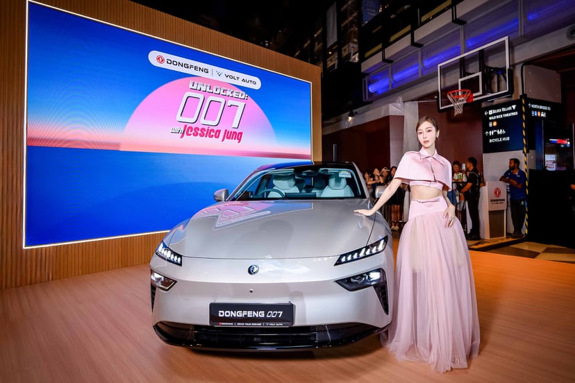 Editors%2 Fimages%2 F1762928806436 Jessica+Jung+Supercharged+The+Debut+Of+Dongfeng+007+Like+How+Jackie+Chan+Turbocharged+The+Debut+Of+Mitsubishi+Lancer+Evolution+Ix+In+Singapore+ +Pic1