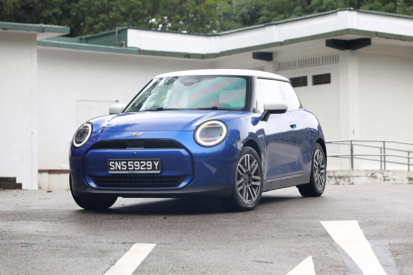 Editors%2 Fimages%2 F1768373046924 Mreview Mini Cooper E Light On Its Feet Featured