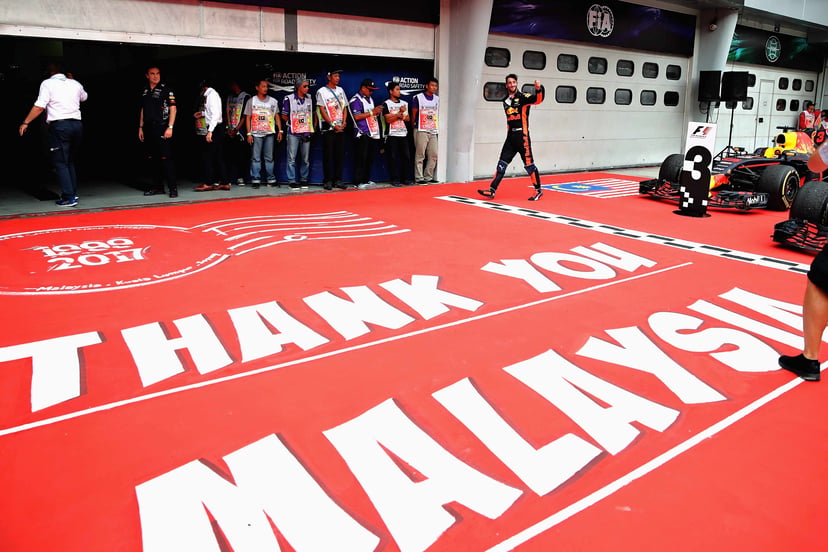Formula 1 Returns To Malaysia