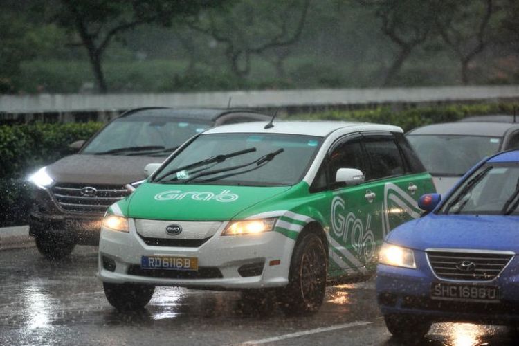 GrabCar Raining