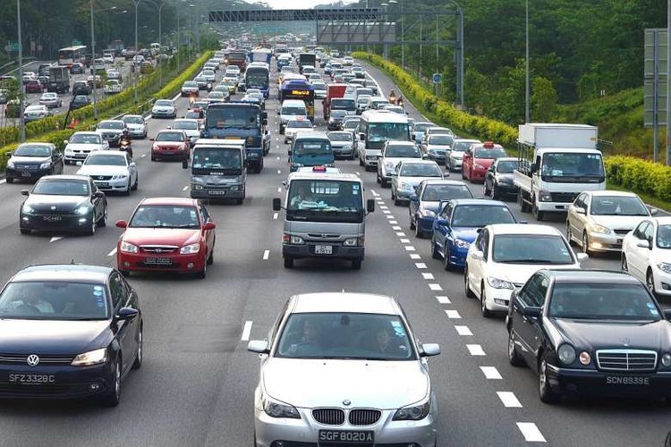 Motorist Roads Avoid Peak Hour Rush Singapore 2019