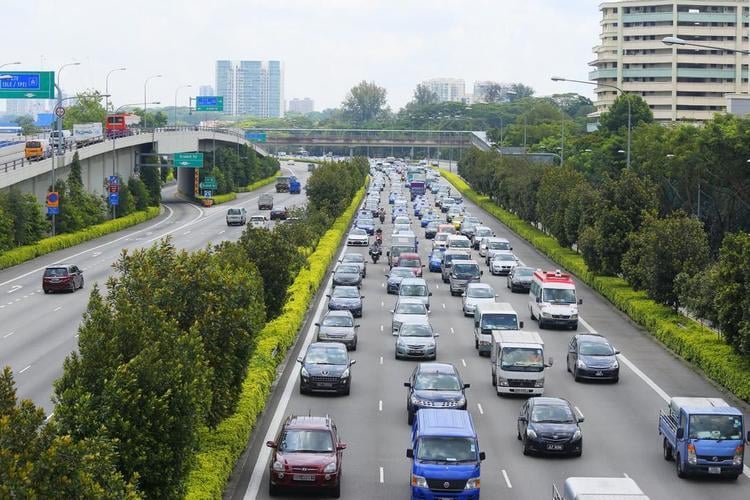 Motorist Roads Cte Avoid Peak Hour Rush Singapore 2019
