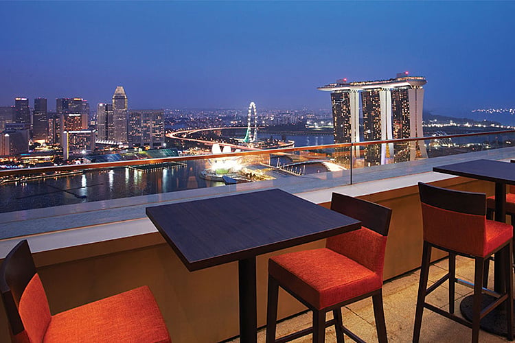 Motorist Spots Watch New Years Fireworks 2020 Restaurant Level33
