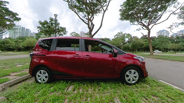 Motorist Mreview Toyota Sienta Hybrid Side Profile July 2020