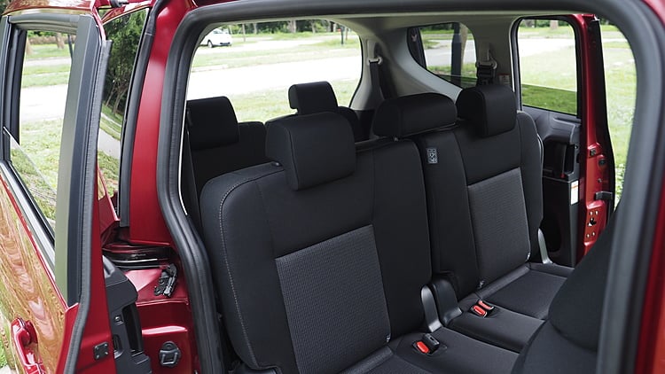 Motorist Mreview Toyota Sienta Hybrid Middle Row Seats July 2020