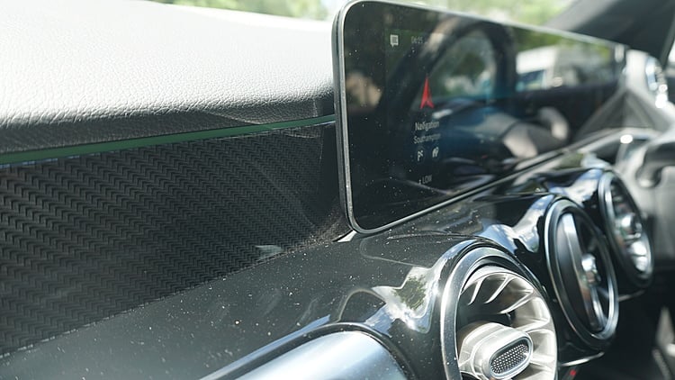 Motorist M Review Mercedes Benz Glb200 Whats In A Name Aug Ambient Lighting 2020