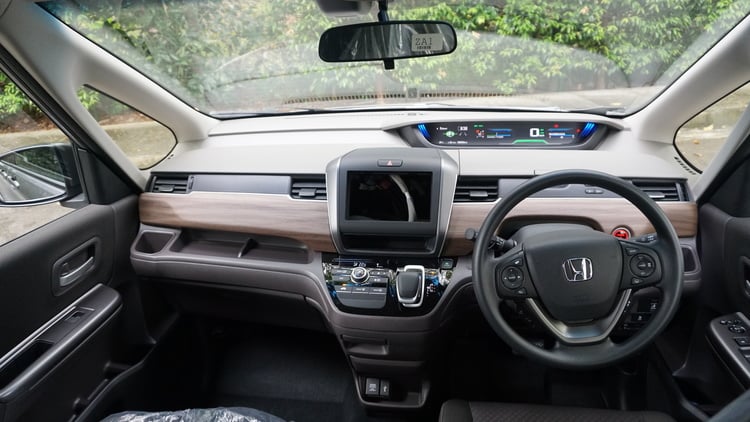 Motorist M Review 2020 Honda Freed Hybrid Better Than The Sienta Cockpit Oct 202