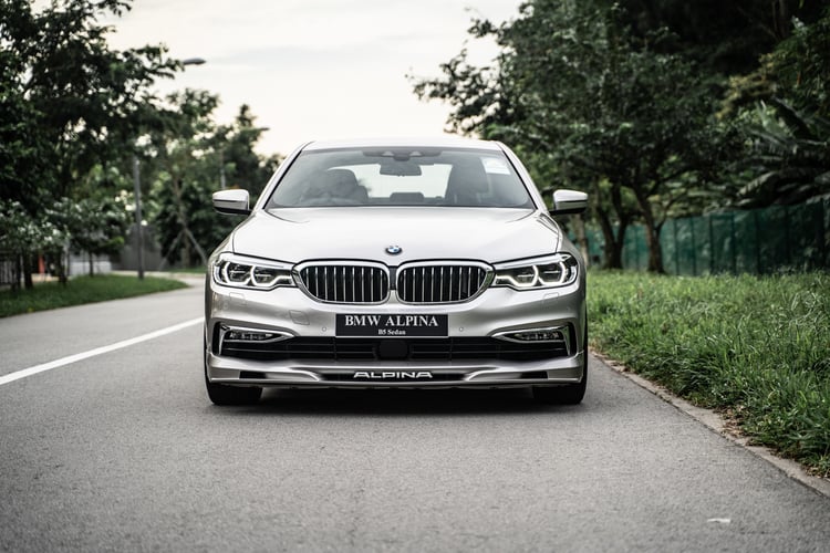 Motorist M Review Bmw Alpina B5 Bi Turbo The Ultimate Gentleman S Express