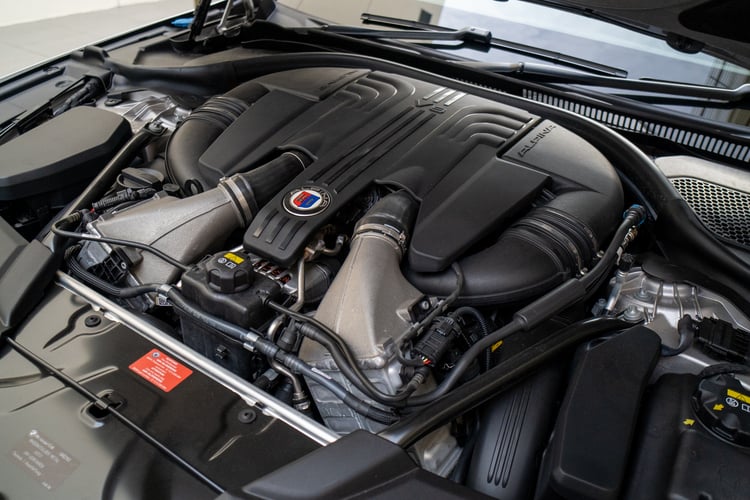 Motorist M Review Bmw Alpina B5 Bi Turbo The Ultimate Gentleman S Express Engine Nov 2020