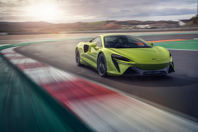 Mc Laren Artura Flux 7