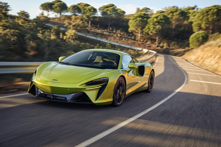 Mc Laren Artura Flux 11