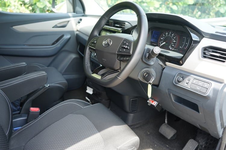 Motorist M Review Maxus E Deliver 3 Delivering With A Buzz Steering May 2021