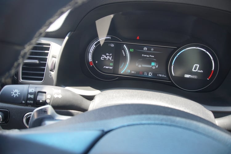 Motorist M Review Kia Niro Ev An Electrifying Package Meter Cluster May 2021