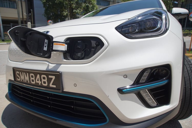 Motorist M Review Kia Niro Ev An Electrifying Package Electric Charging May 2021