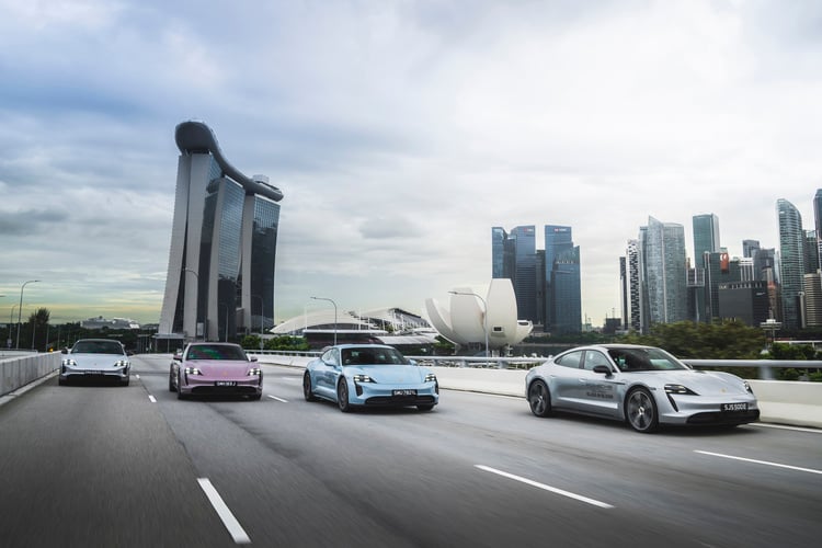 Electrifying Singapore S Gardens By The Bay With Dale Chihuly Glass In Bloom With The Porsche Taycan7