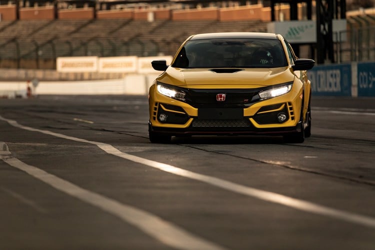304372 Honda Civic Type R Limited Edition Suzuka Circuit