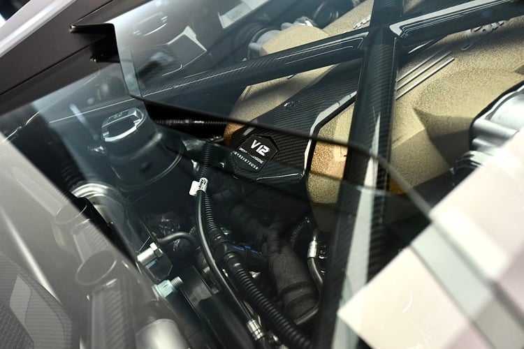 Lamborghini Singapore Unveils Its Last Aventador The Lp780 4 Ultimae2