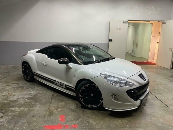 PEUGEOT RCZ 1.6 TURBO AUTO