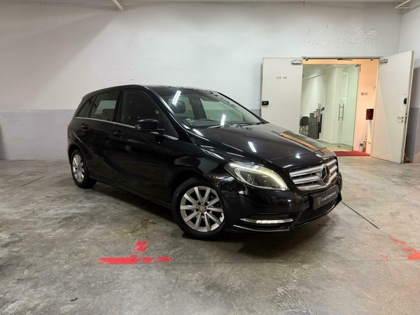 MERCEDES BENZ B180 (R16 BI)
