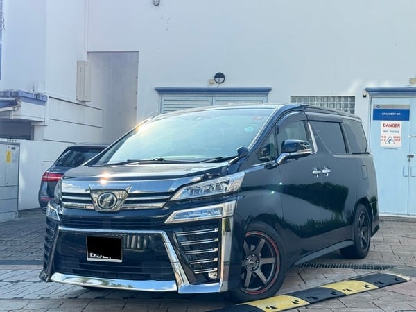 TOYOTA VELLFIRE 7-SEATER 2.5 ZG CVT