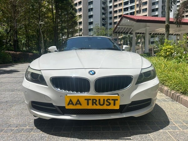 BMW Z4 SDRIVE 23I 2.5L AT D/AB 2WD HID NAV