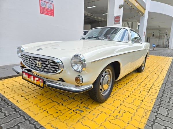 VOLVO P1800 S