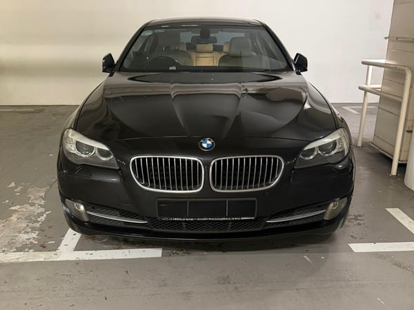 BMW 523I 2.5 AT ABS D/AB 2WD 4DR GAS/D NAV