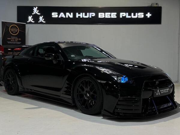 NISSAN GT-R 3.8 A