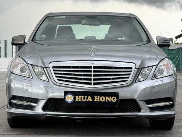 MERCEDES BENZ E 200CGI