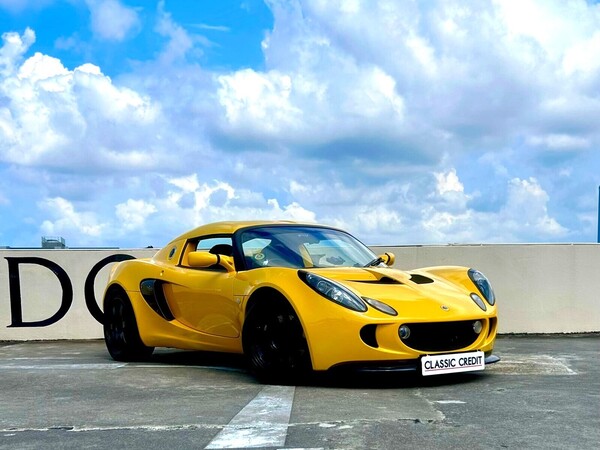 LOTUS ELISE