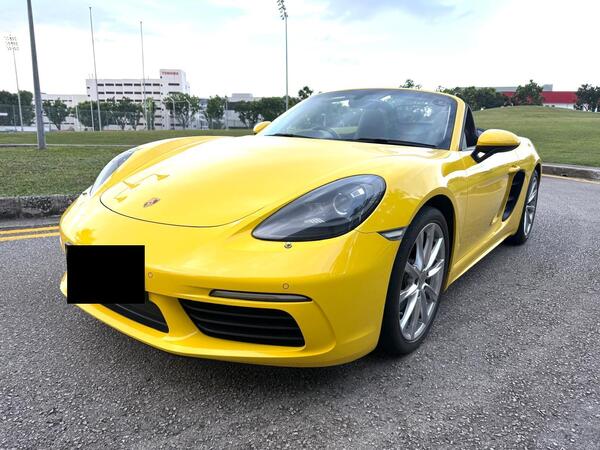PORSCHE 718 BOXSTER (982)