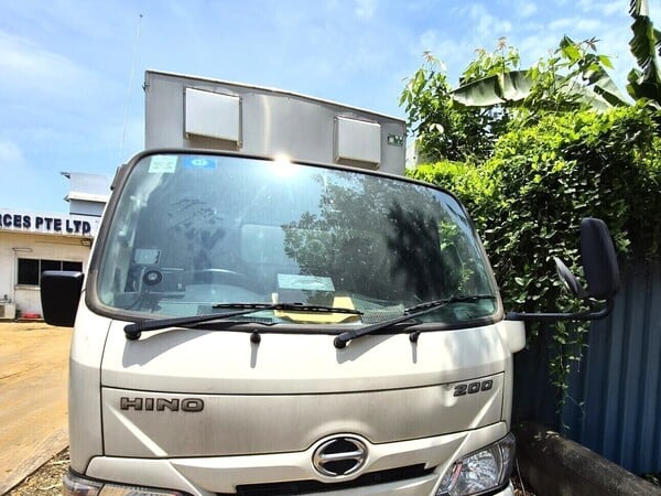 HINO DUTRO 2.8A
