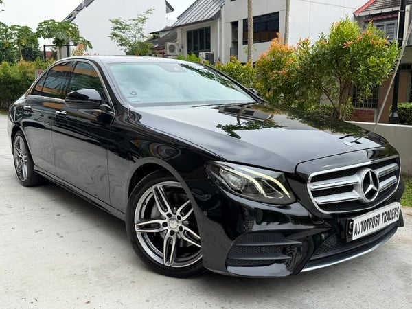 MERCEDES BENZ E200 AMG AUTO