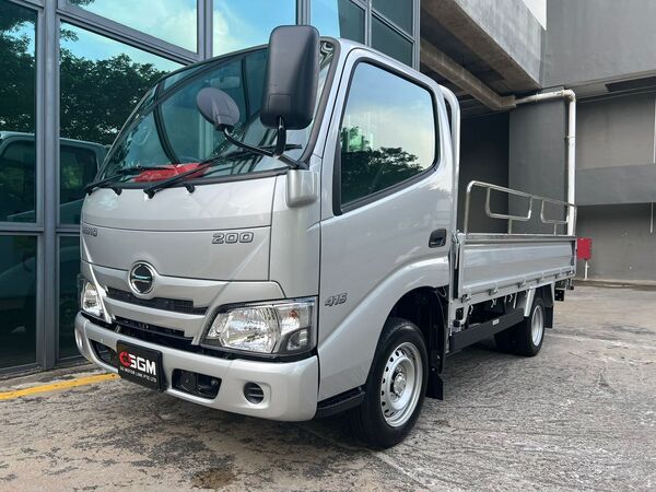 HINO DUTRO 10FT MANUAL