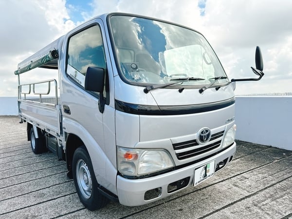 TOYOTA  DYNA 150 MANUAL