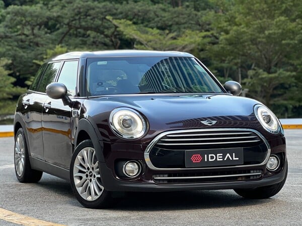 MINI COOPER CLUBMAN AT LED