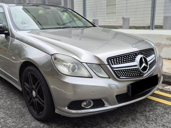 MERCEDES BENZ E 200CGI