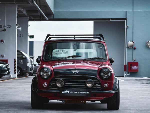 AUSTIN MINI