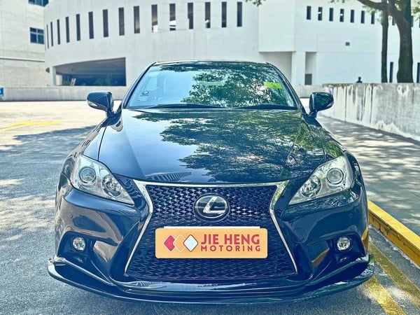LEXUS IS250C AUTO STD