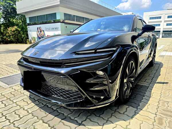 TOYOTA CROWN HYBRID SPORTS Z
