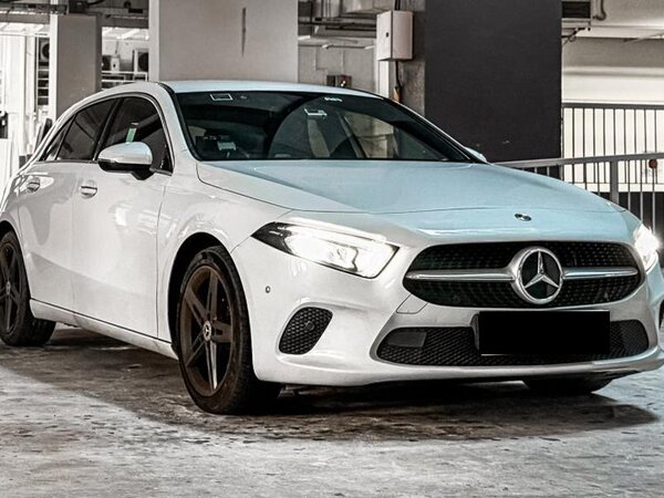 MERCEDES BENZ A180 COMPACT SALOON PROGRESSIVE