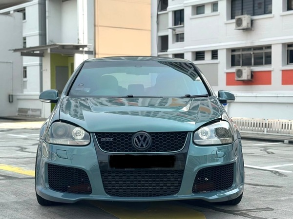 VOLKSWAGEN GOLF GTI