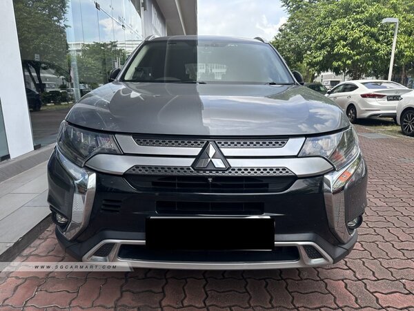 MITSUBISHI OUTLANDER 2.0 CVT