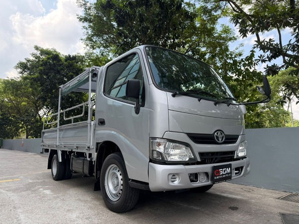 TOYOTA DYNA 150 5MT