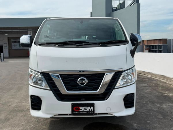NISSAN NV350 URVAN PANEL VAN 5AT