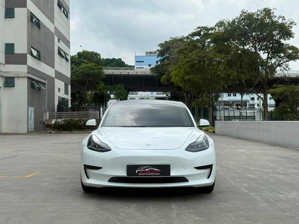 TESLA MODEL 3 STANDARD RANGE