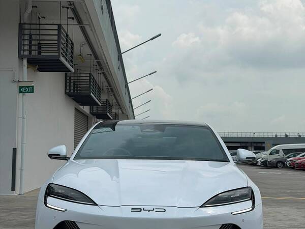 BYD SEAL PREMIUM